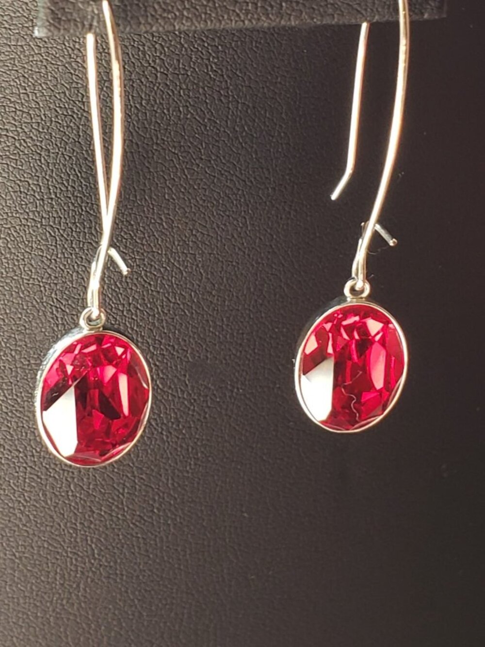 Essential Swarovski Ruby Red Oval Drops • Polished Rhodium Bezel • NWOT